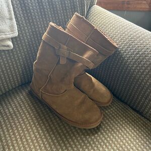 Bear Paw size 9